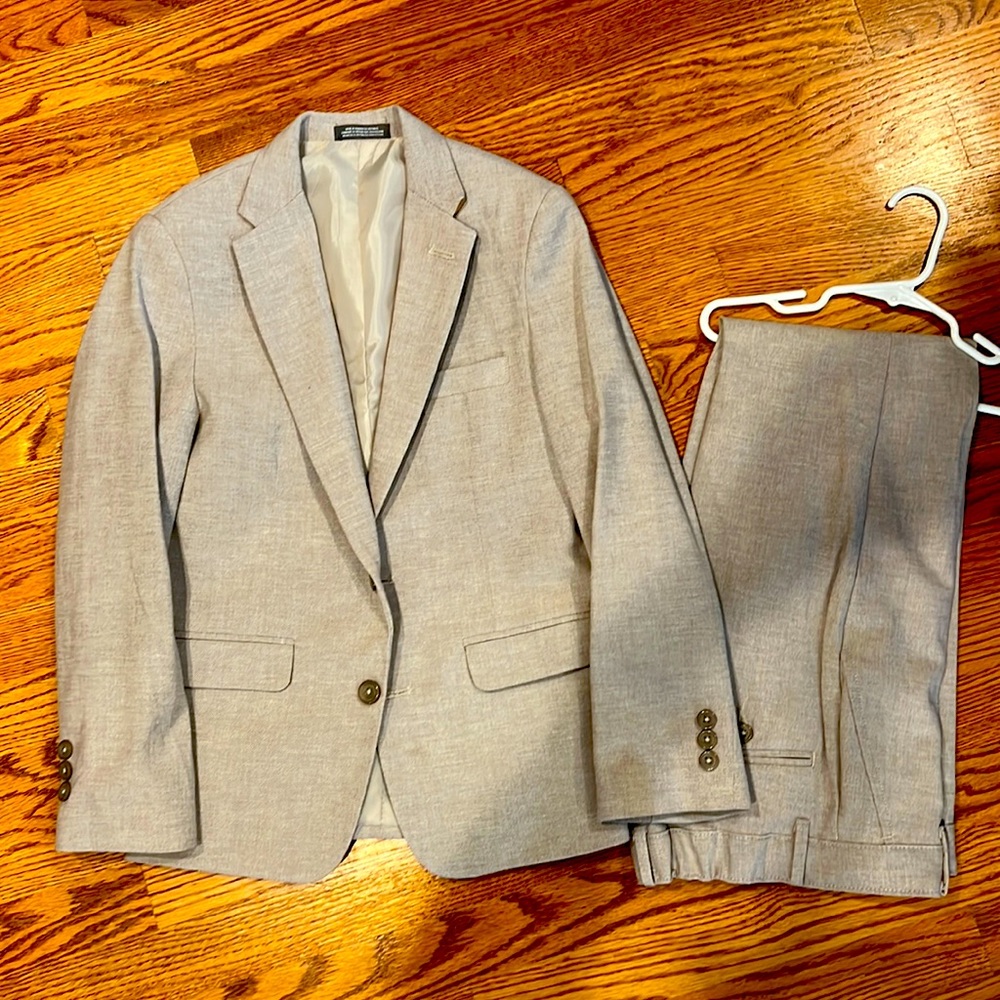 Van Heusen Boys suit size 12